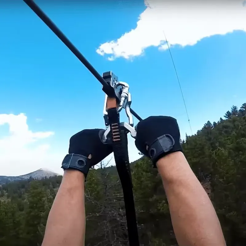 Outdoor Adventure Zipline - Turizm Açık Hava Macera Sporları Güvenliği